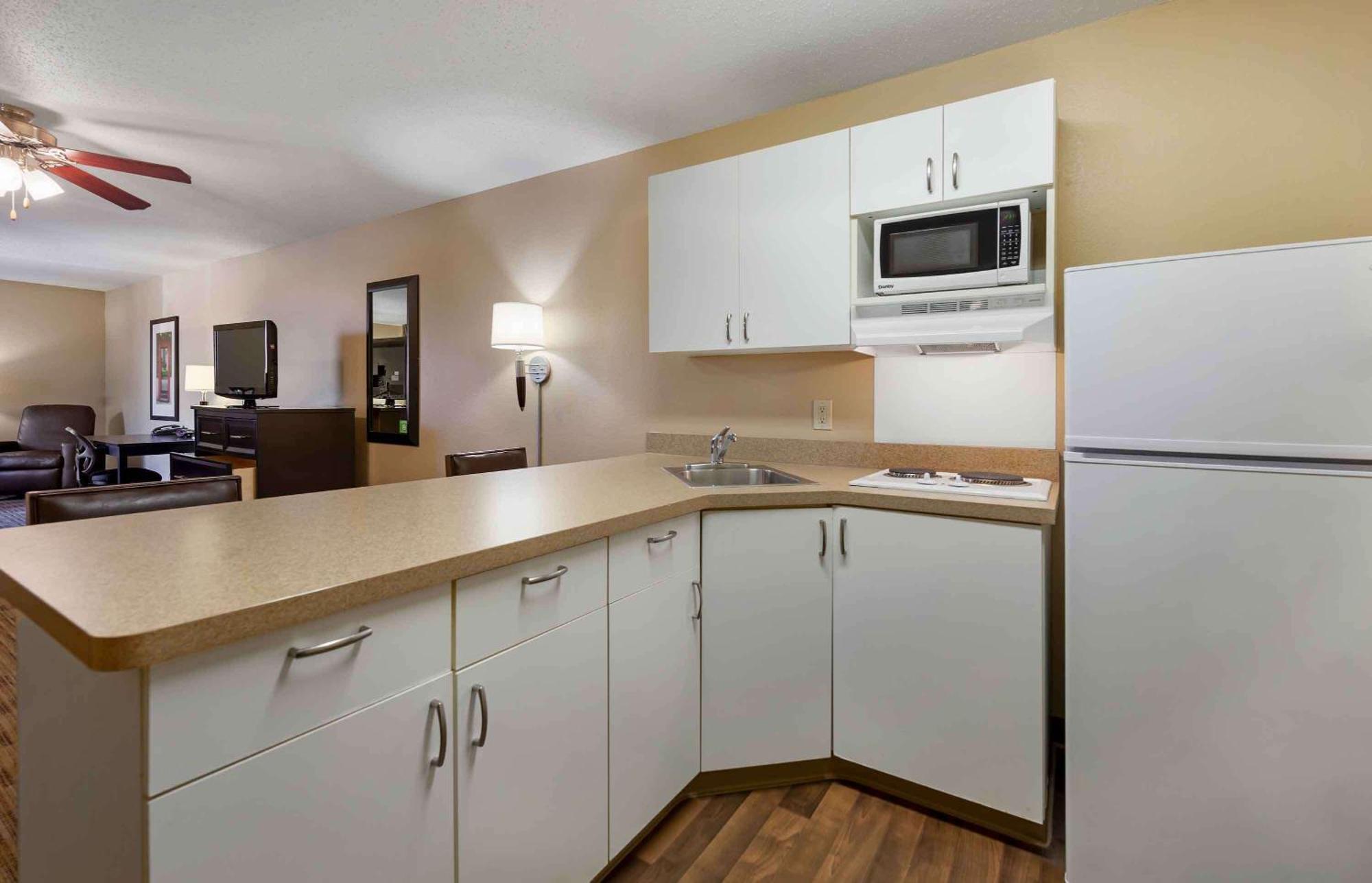 Extended Stay America Suites - Madison - Junction Court Мидлтон Экстерьер фото