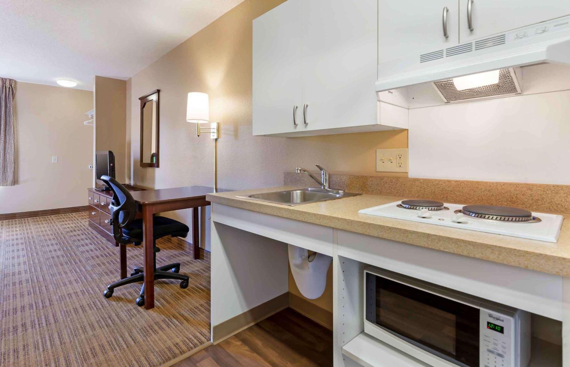 Extended Stay America Suites - Madison - Junction Court Мидлтон Экстерьер фото