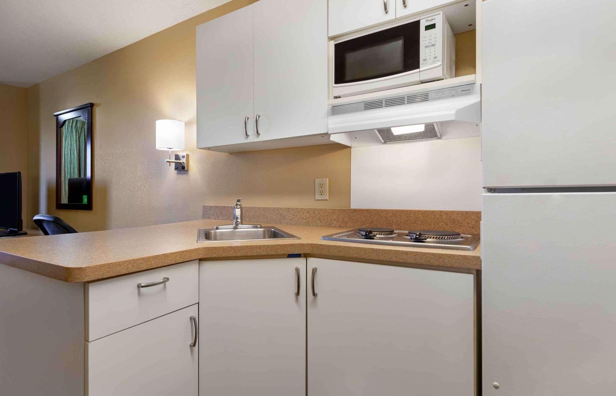 Extended Stay America Suites - Madison - Junction Court Мидлтон Экстерьер фото